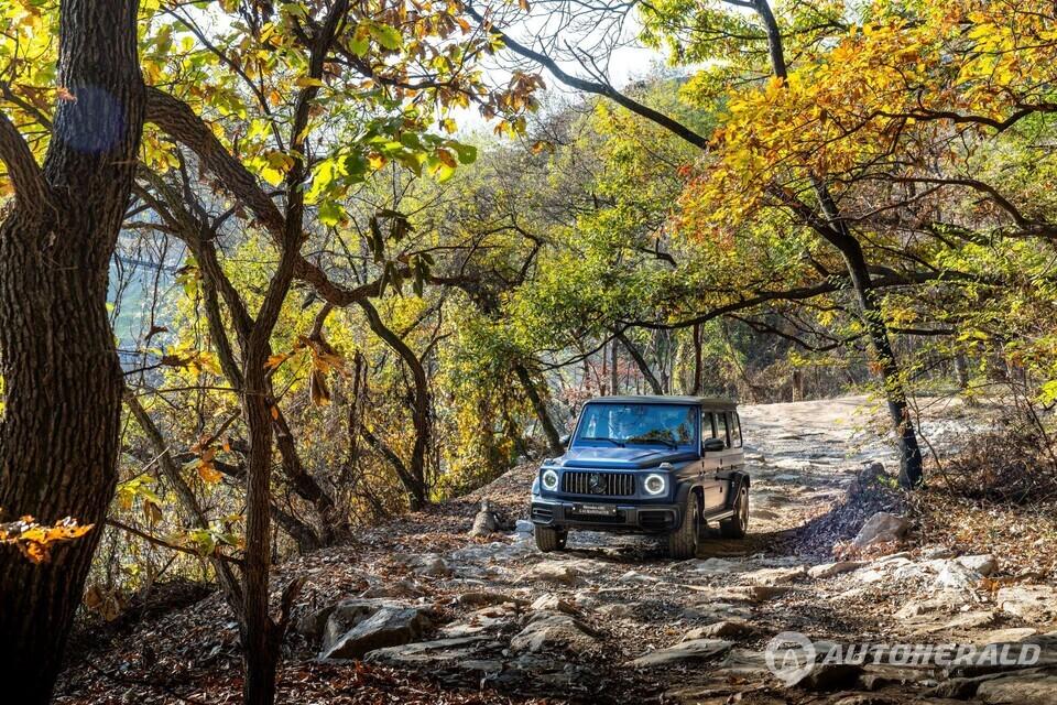메르세데스 벤츠 SUV 익스피리언스에서 오프로드를 주행하고 있는 AMG G63. (출처:메르세데스 벤츠 코리아)