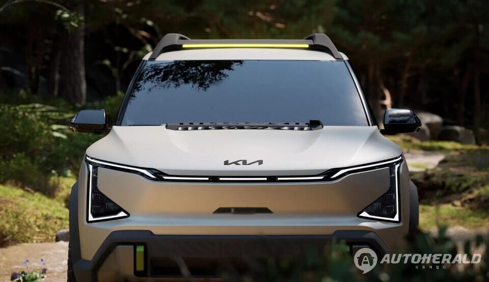 오는 2027년 초 출시가 예상되는 EV5 부분변경 모델이 광저우모터쇼(2025)에서 공개된 콘셉트카 위켄더와 유사한 외관으로 변경될 것이라는 전망이 나왔다. (출처: 기아)