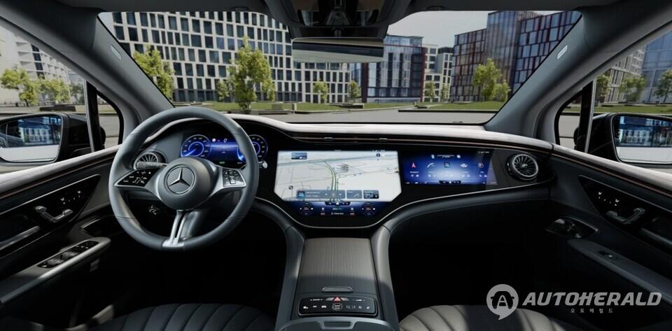 EQE 350+ SUV는 국내 인증 기준 1회 충전 주행 거리 467km로 EQE SUV 라인업 가운데 가장 긴 주행 거리를 제공한다.(메르세데스 벤츠 제공)