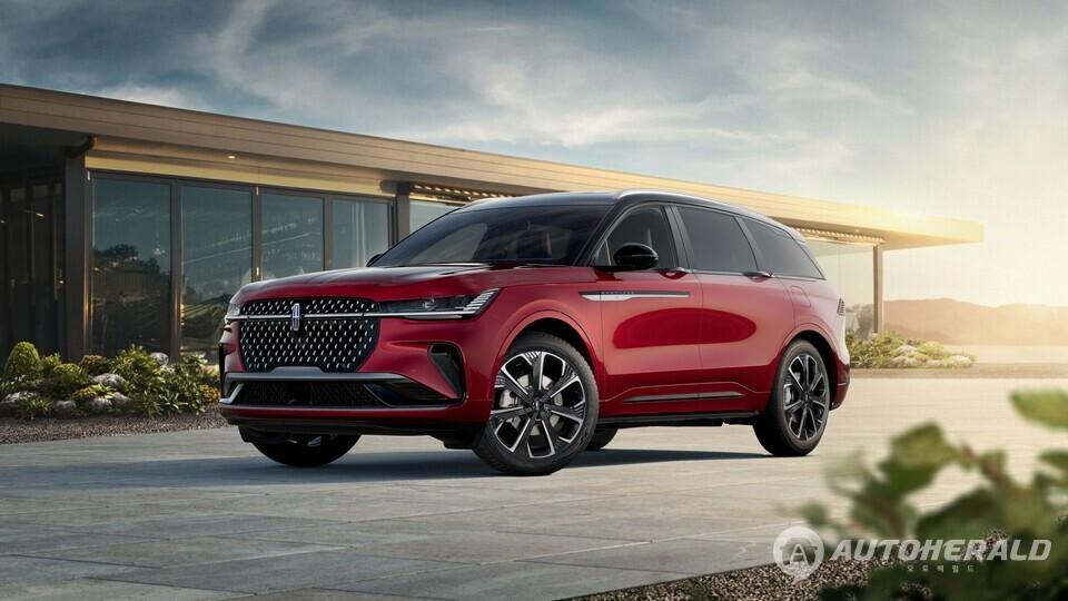 노틸러스 하이브리드는 '궁극의 안식처'라는 링컨의 브랜드 철학을 가장 완성도 높게 구현한 모델이다. (에프엘오토 제공)