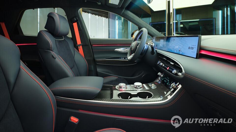 GV70 그래파이트 에디션은 G70에 이어 두 번째로 선보이는 그래파이트 모델이다(현대차 제공)