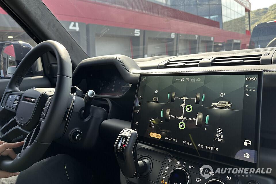 해당 모델은 코너에서도 SUV 특유의 롤링을 거의 만날 수 없다(오토헤럴드 김훈기 기자)