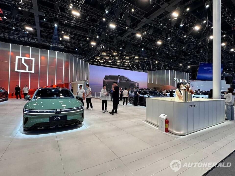 지커(Zeekr)의 한국 시장 진출이 가시화되고 있는 가운데 첫 모델로 출시가 유력한 전기 SUV '7X'의 국내 인증 주행거리가 공개됐다(오토헤럴드 DB)