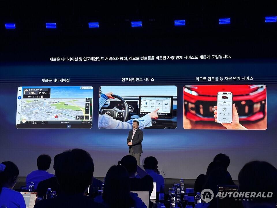 올 뉴 RAV4에는 차세대 커넥티드 서비스인 '토요타 커넥트(TOYOTA CONNECT)'가 새롭게 탑재됐다(오토헤럴드 김훈기 기자)