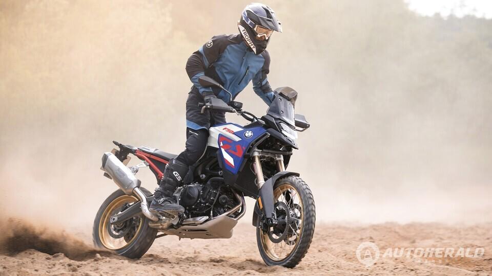 BMW모토라드가 'BMW F 900 GS 엔듀로 프로 에디션'을 자사 온라인샵을 통해 국내에 오직 6대만 한정 판매한다(BMW)