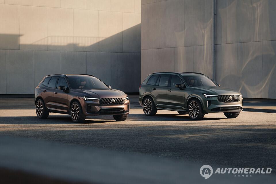 볼보자동차가 전기 주행거리를 기존보다 두 배 이상 늘린 'XC60'과 'XC90' 플러그인 하이브리드(PHEV) 버전을 공개했다(볼보)