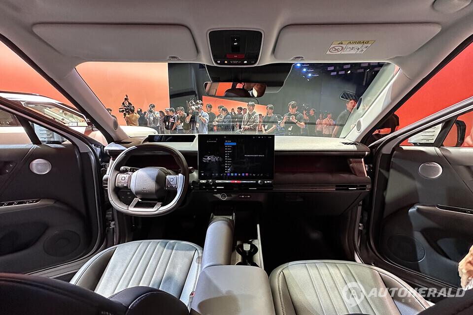 신형 투싼 실내에는 현대차 SUV 최초로 '플레오스 커넥트'를 탑재한다(오토헤럴드 김훈기 기자)